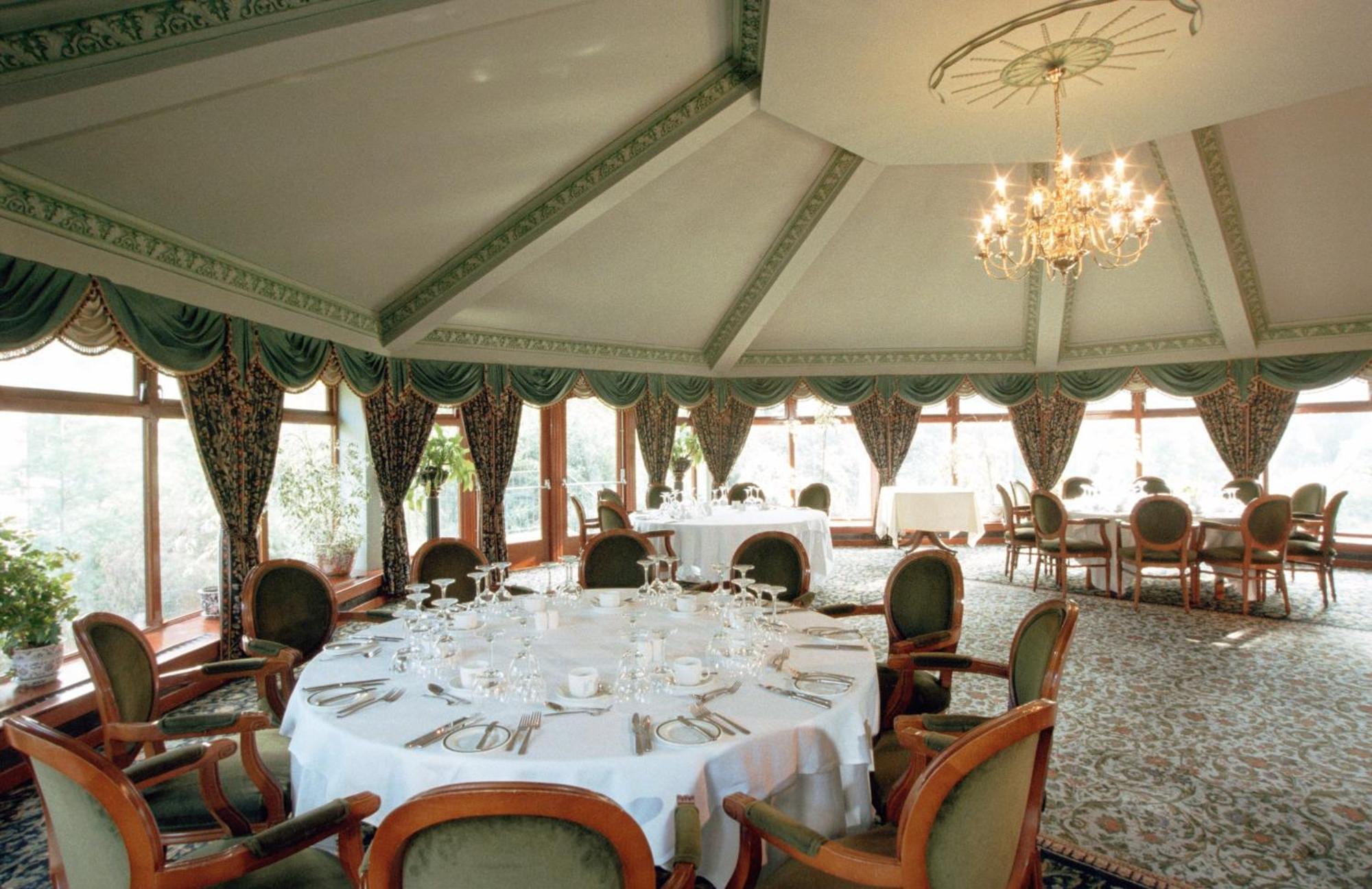 Tre-Ysgawen Hall & Spa Llangefni Exterior photo