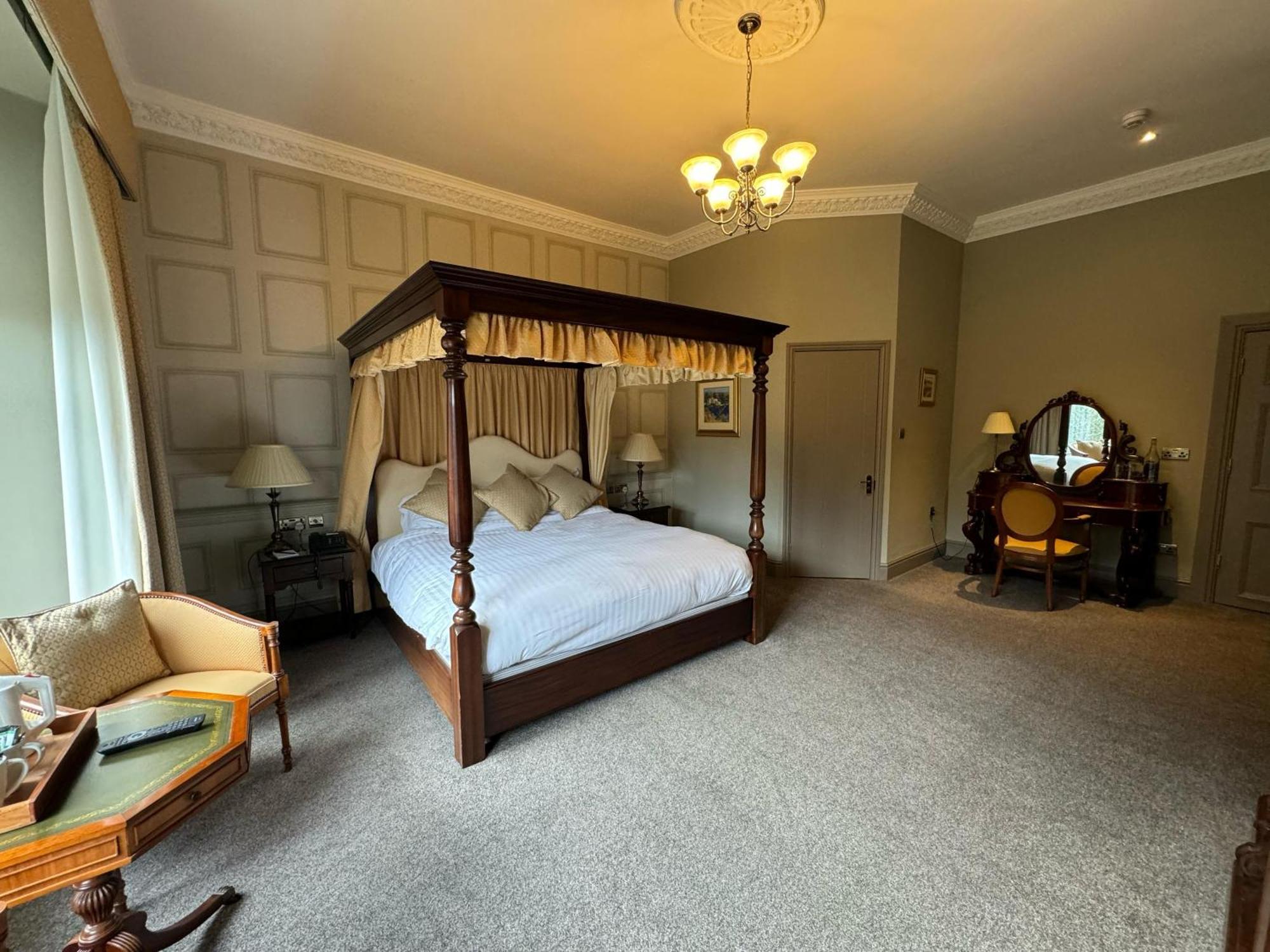 Tre-Ysgawen Hall & Spa Llangefni Exterior photo